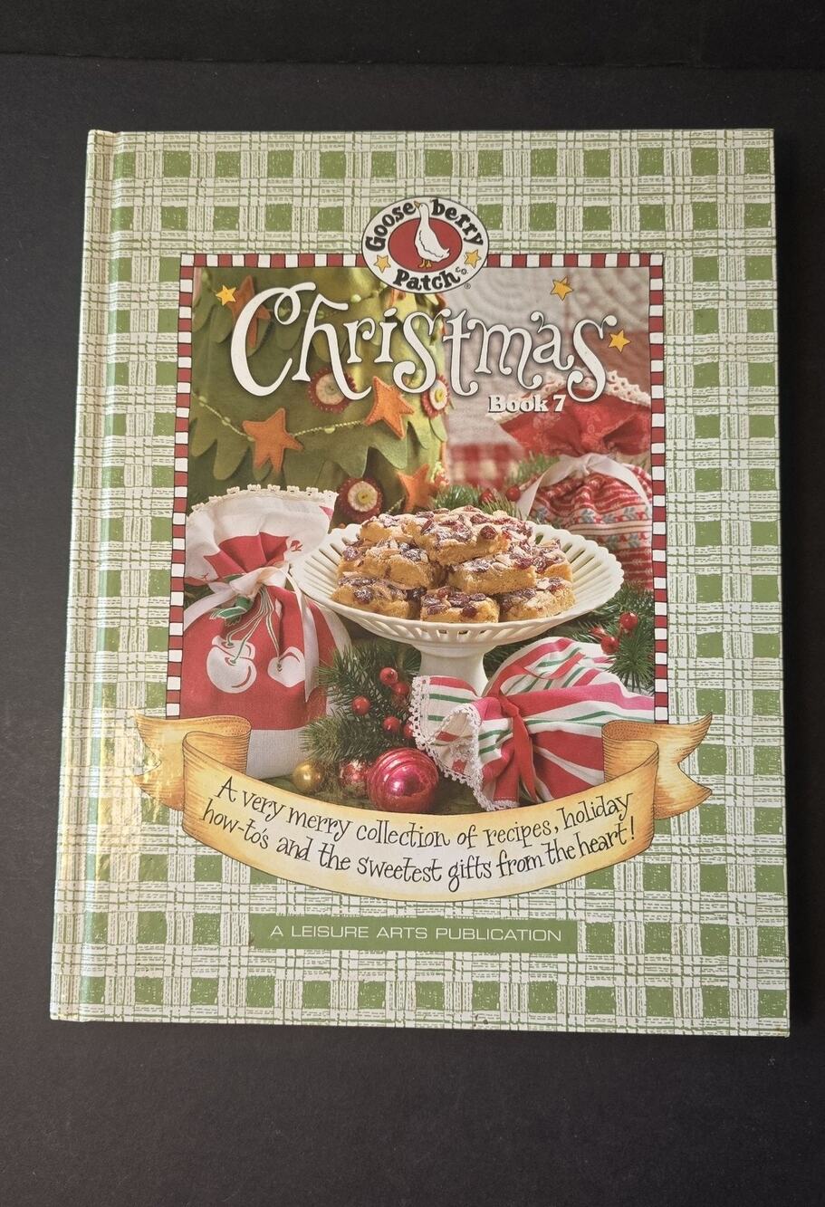 Gooseberry Patch Christmas Book 7 Gooseberry Patch Leisure Arts HC 2005 Illus